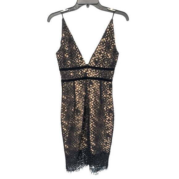 NWOT BARDOT | Serpentine Lace Deep V Neck Nude Black Mini Cocktail Dress 4 XS - Picture 3 of 9